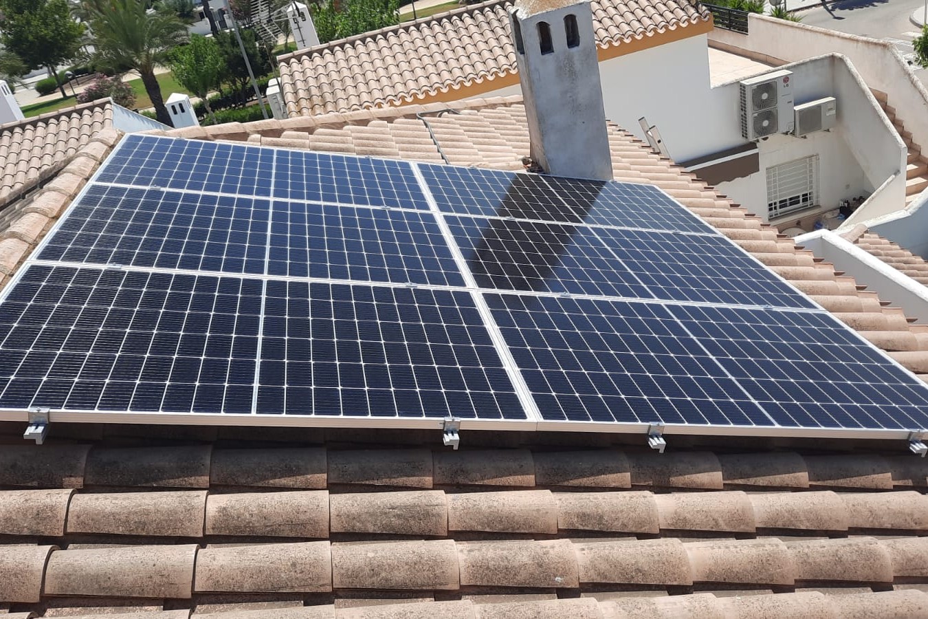 6X 380 wp Paneles Solares, Pilar de la Horadada, Alicante (Sistema de red)