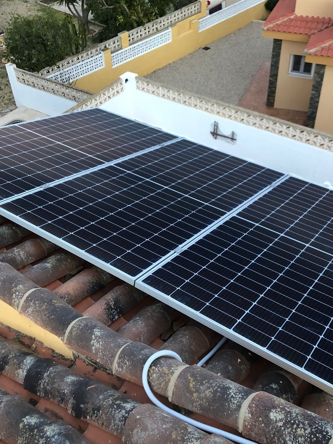 6X 455 wp Solar Panels, La Nucia, Alicante (Grid system)