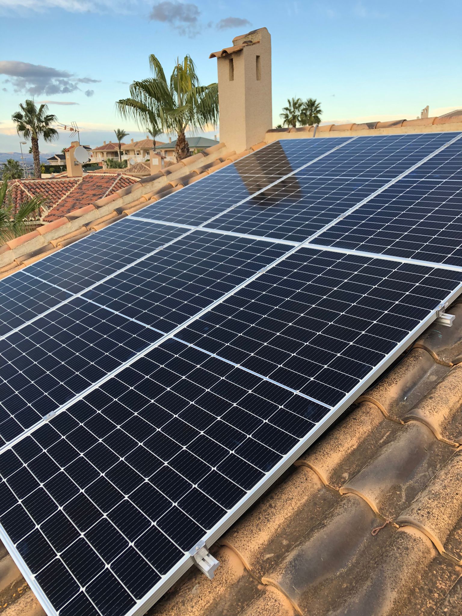 11X 455 wp Solar Panels, Rojales, Alicante (Hybrid system)