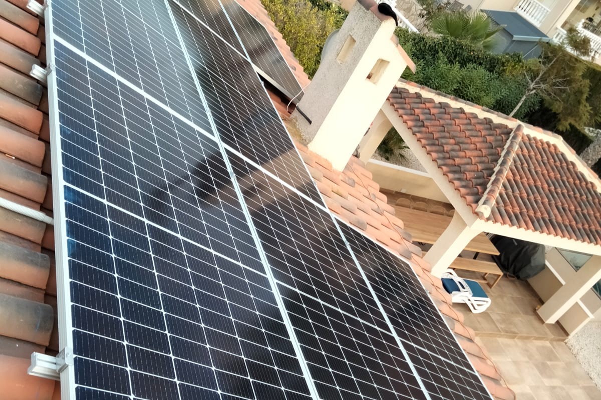 13X 455 wp Zonnepanelen, Rojales, Alicante (Hybride systeem)