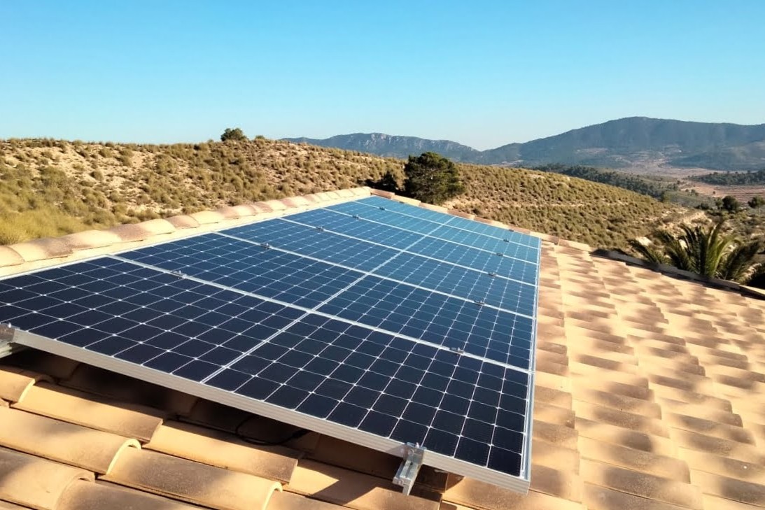 6X 380 wp, Hondón de la Nieves, Alicante (Sistema de red)