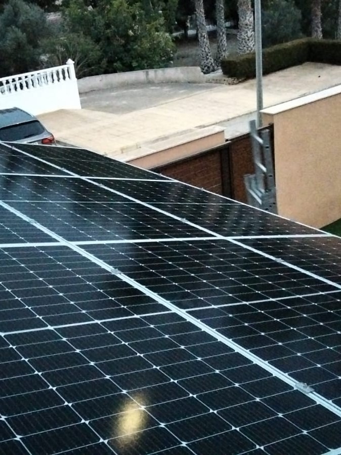 15X 385 wp Solar Panels, San Miguel de Salinas, Alicante (Hybrid system)