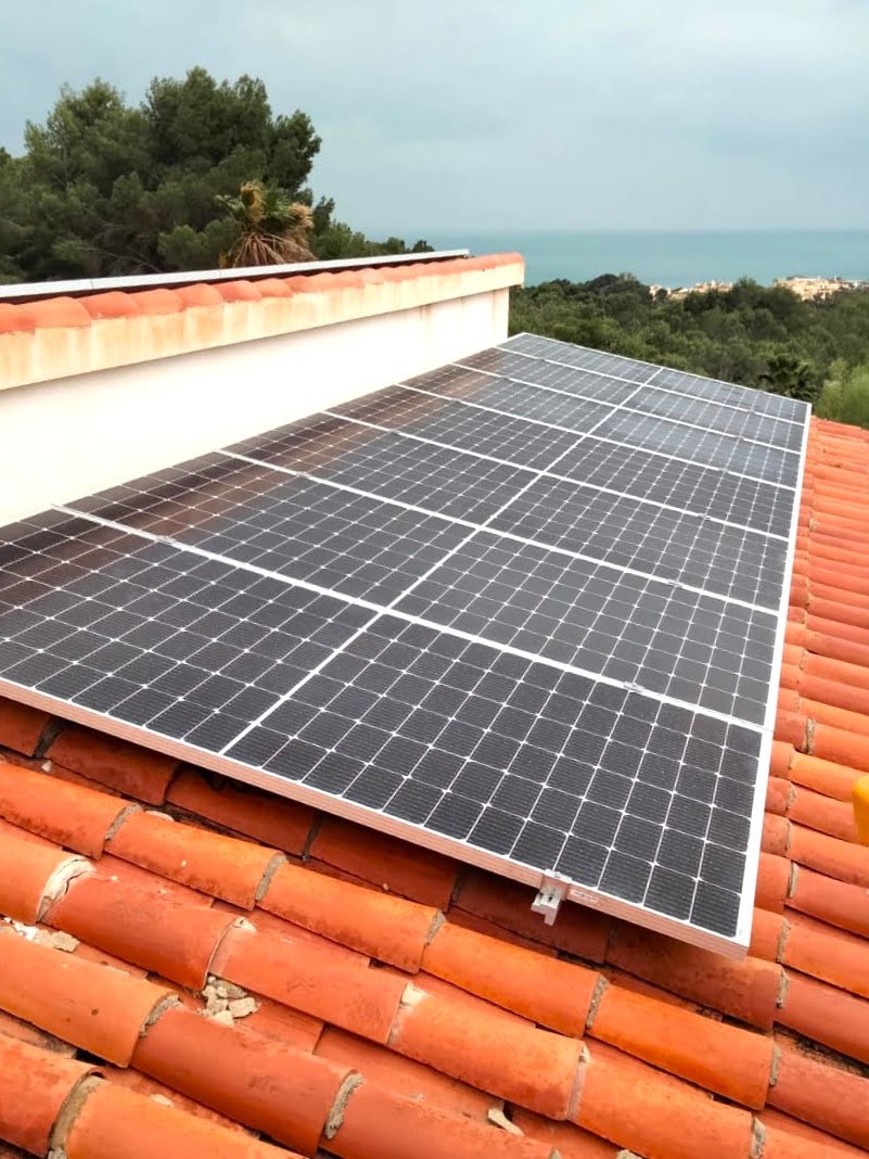 17X 455 wp Zonnepanelen, Altea, Alicante (Hybride systeem)