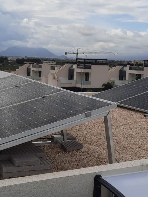 8X 455 wp Paneles Solares, Benijofar, Alicante (Sistema híbrido)