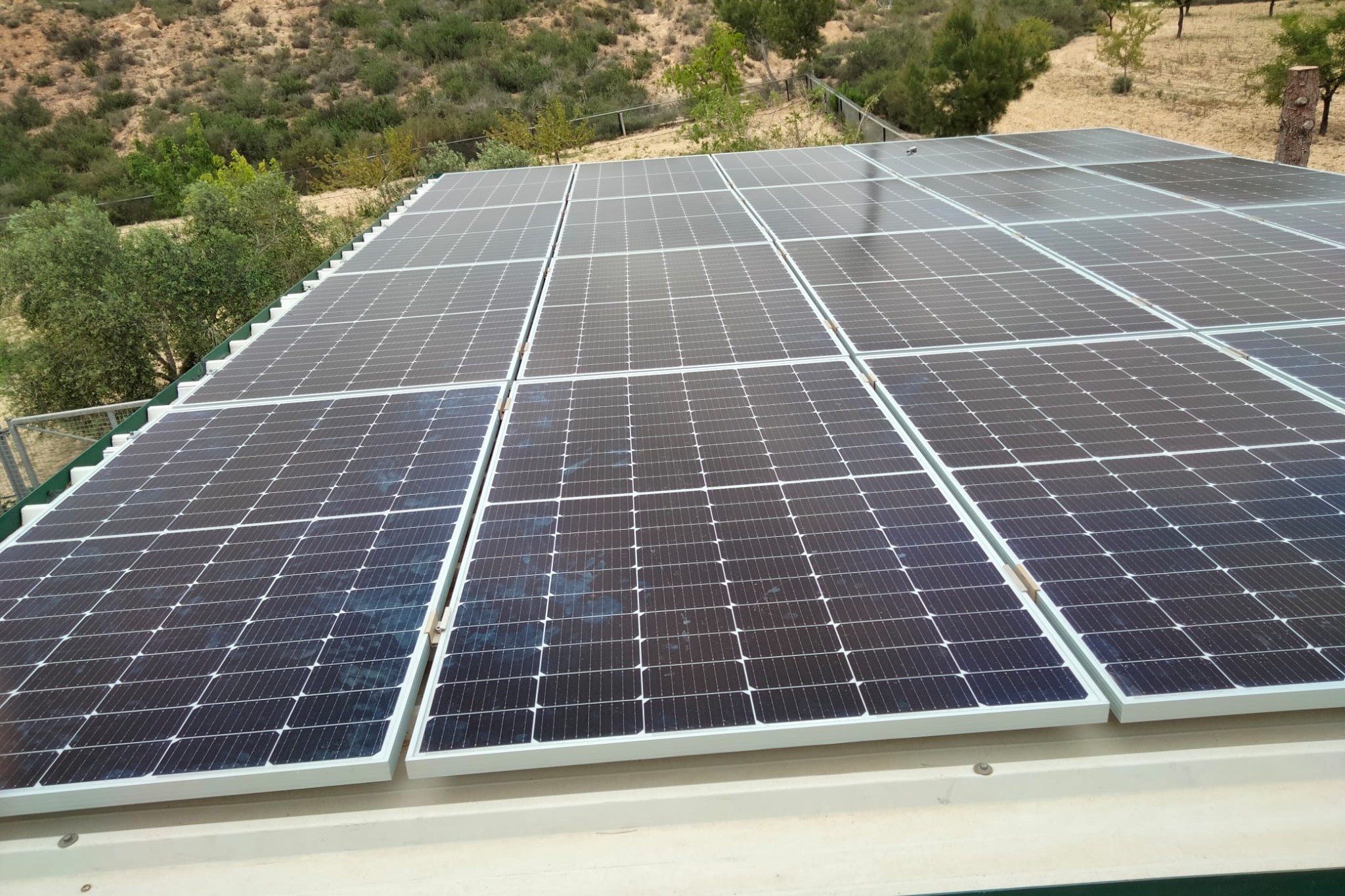 20x 385wp and 10x 460 wp Solar Panels, Torremendo, Alicante (Hybrid system)