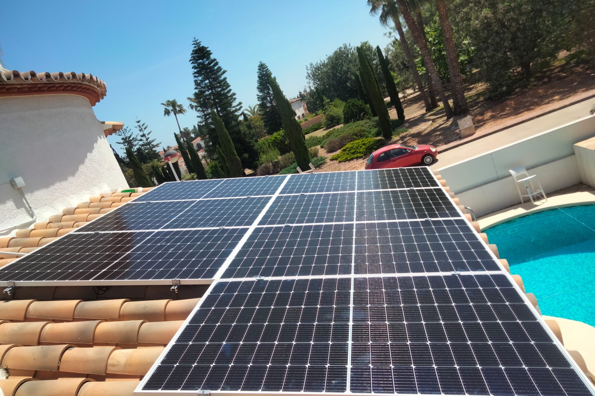 12X 380 wp Solar Panels, Els Poblet, Alicante (Hybrid system)